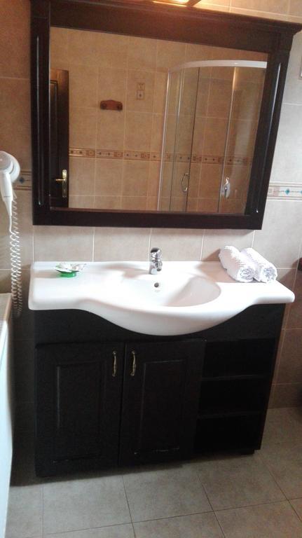 Garden Retreat (Adults Only) Hotel Törcsvár Kültér fotó